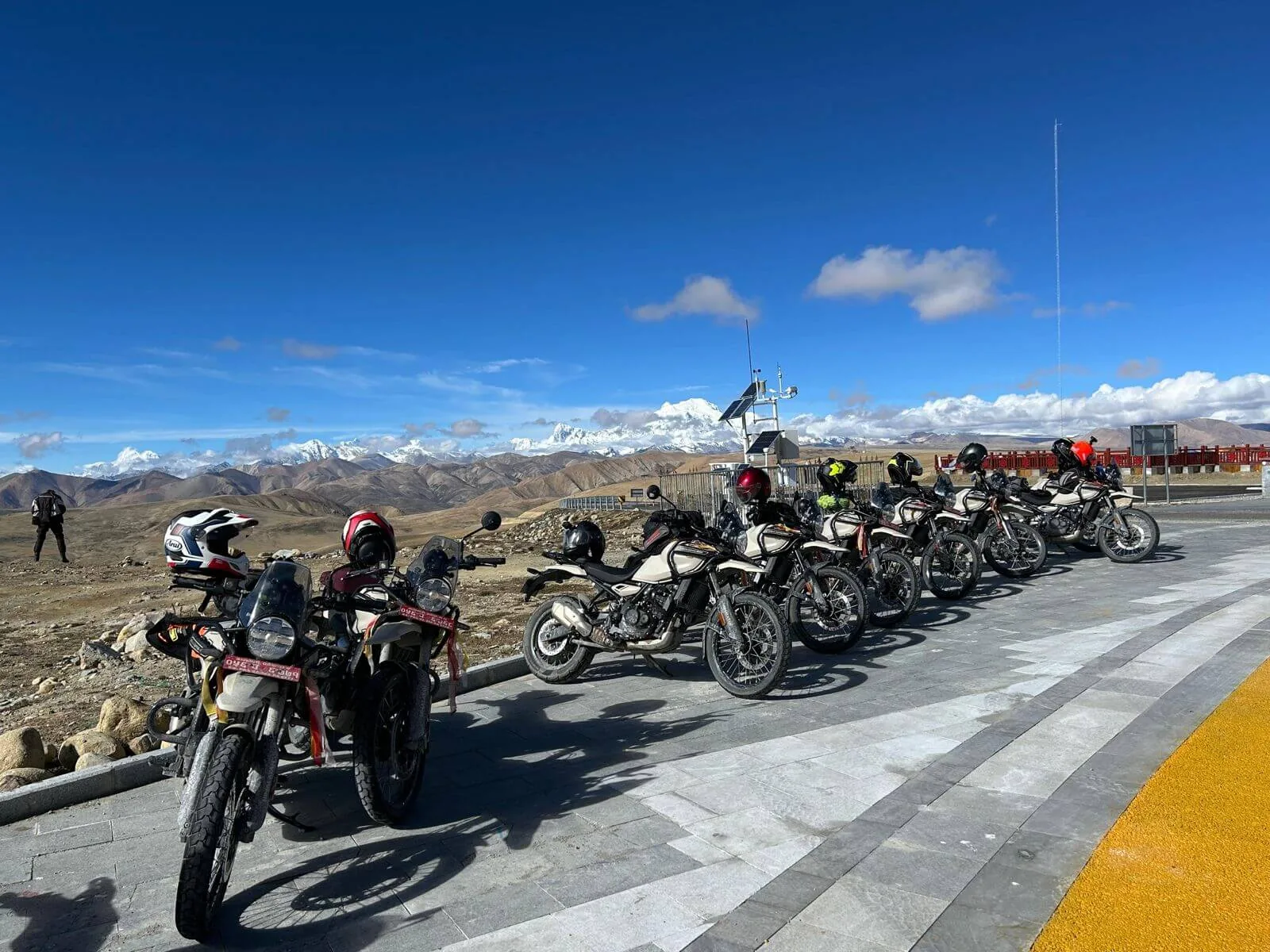 Illustration d’une expédition moto pour le parcours Dolpo